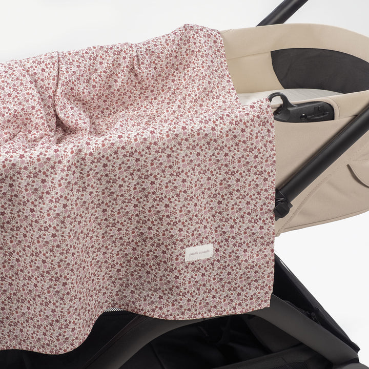 Pasito a Pasito - Carrycot Fitted Sheet & Muslin - Cherry Flowers - Mabel & Fox