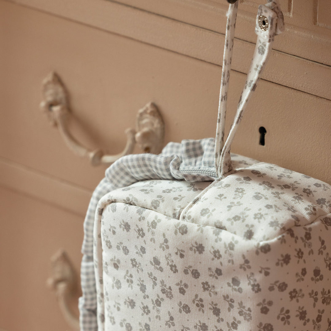 Pasito a Pasito - Toiletry Bag - Little Bloom Flowers Grey - Mabel & Fox