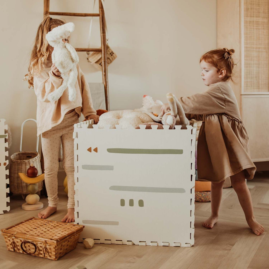 Play & Go - Activity Playmat - Farm - Mabel & Fox