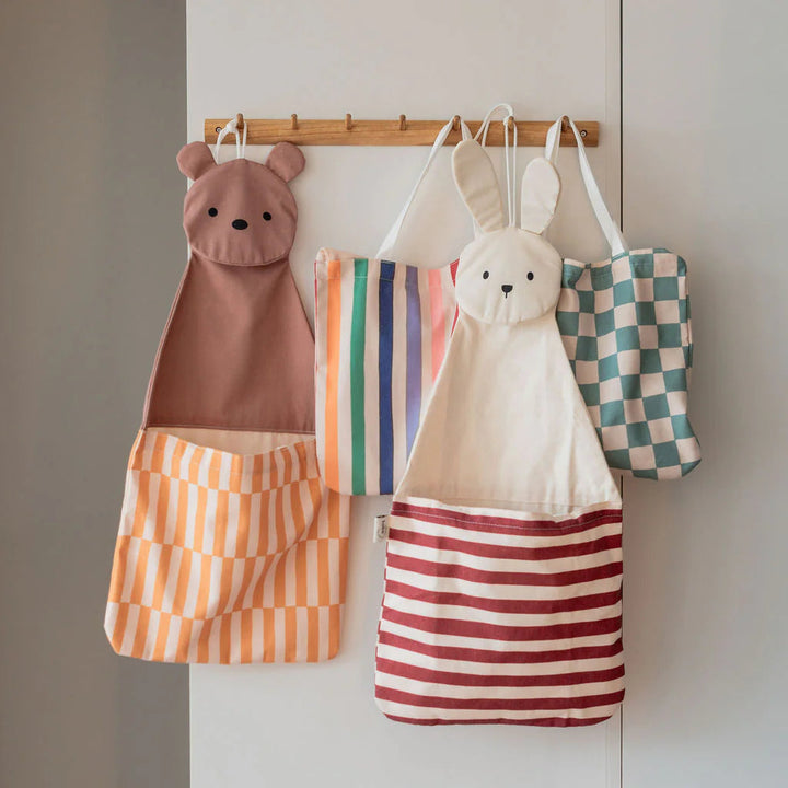 Play & Go - Wall Storage & Tote Bag - Bear - Mabel & Fox