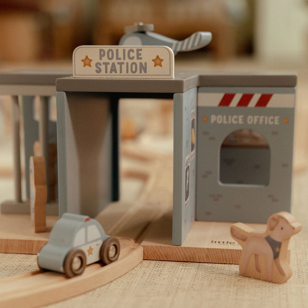 Little Dutch - Police Station