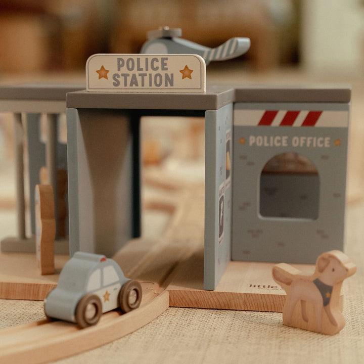 Little Dutch - Police Station