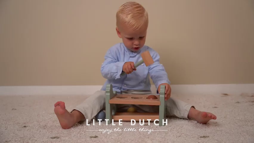 Little Dutch - Pounding Bench - Little Farm