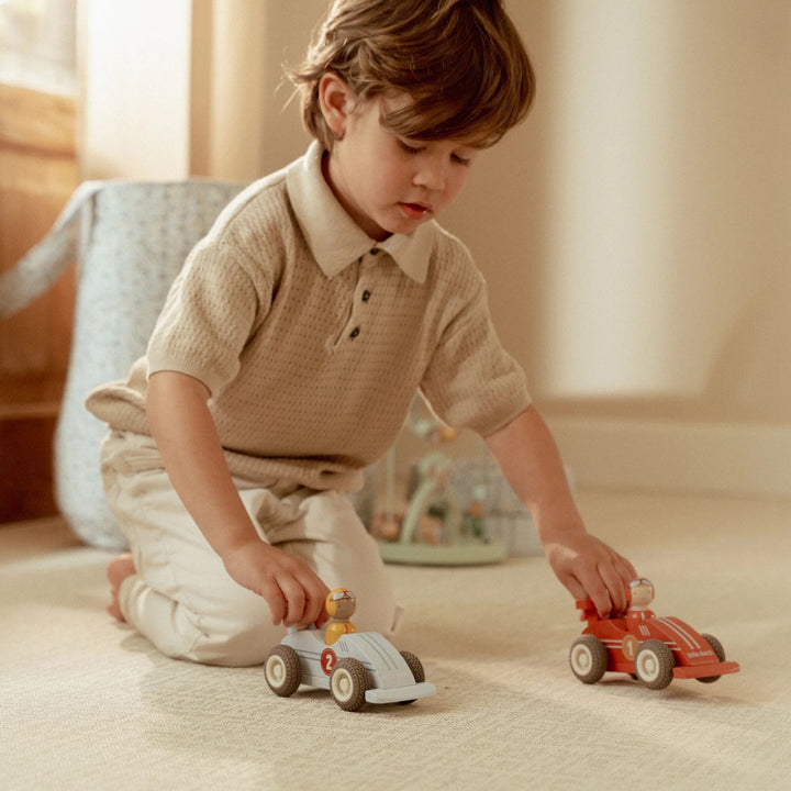Little Dutch - Pullback Race Cars