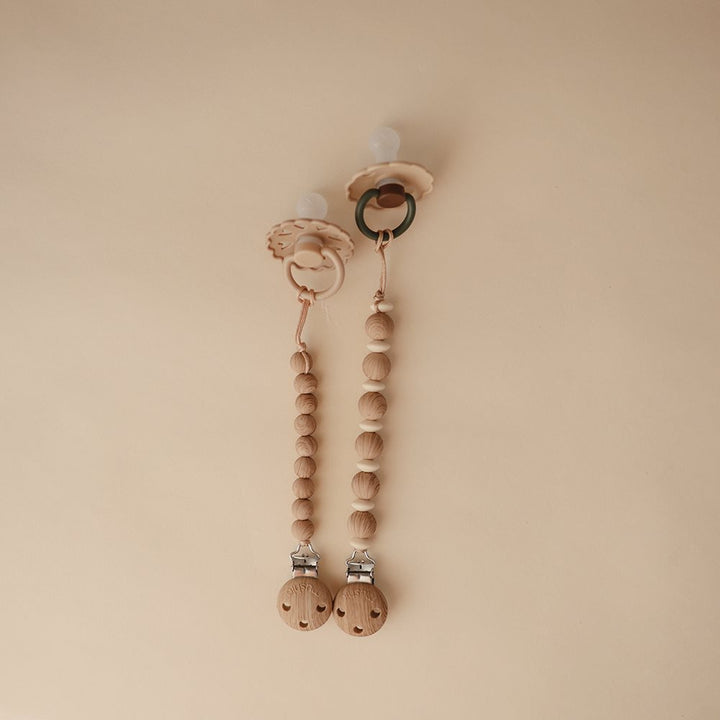 Mushie - Silicone Pacifier Clip - Hera Faux Wood
