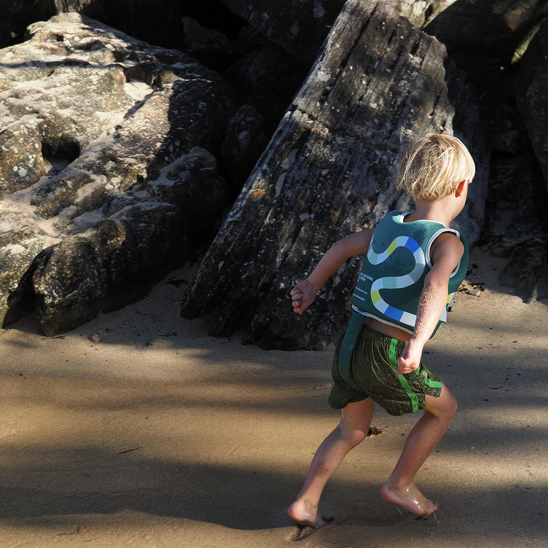 Sunnylife – Kids Swim Vest – Into the Jungle Green - Mabel & Fox