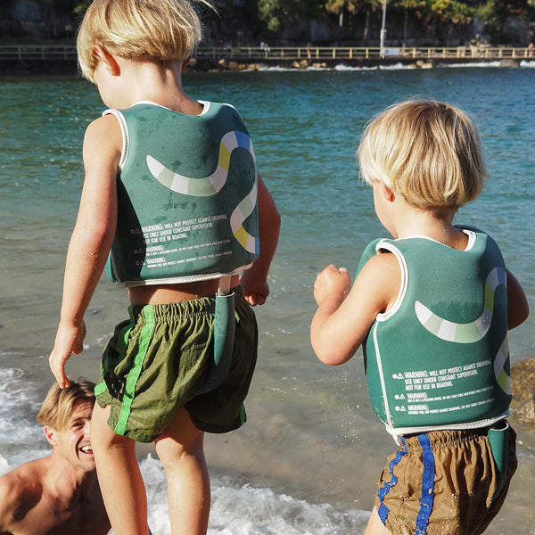 Sunnylife – Kids Swim Vest – Into the Jungle Green - Mabel & Fox
