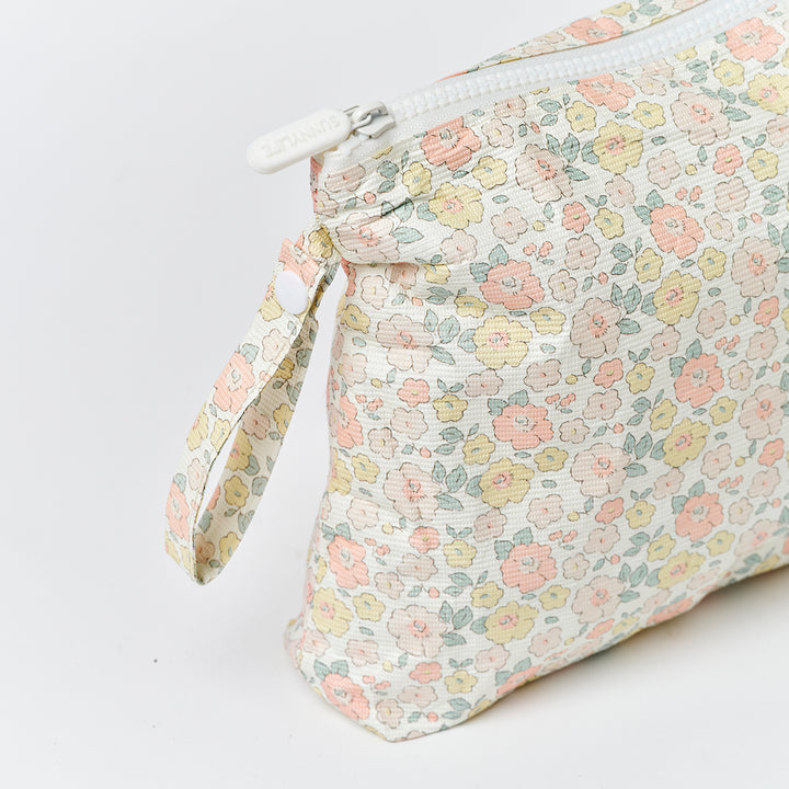 Sunnylife – Kids Wet Bag – Into the Garden Ditsy Floral - Mabel & Fox