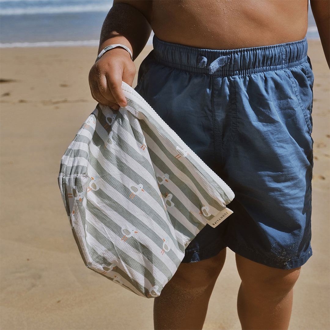 Sunnylife – Kids Wet Bag – Sammy the Seagull Green Stripe - Mabel & Fox