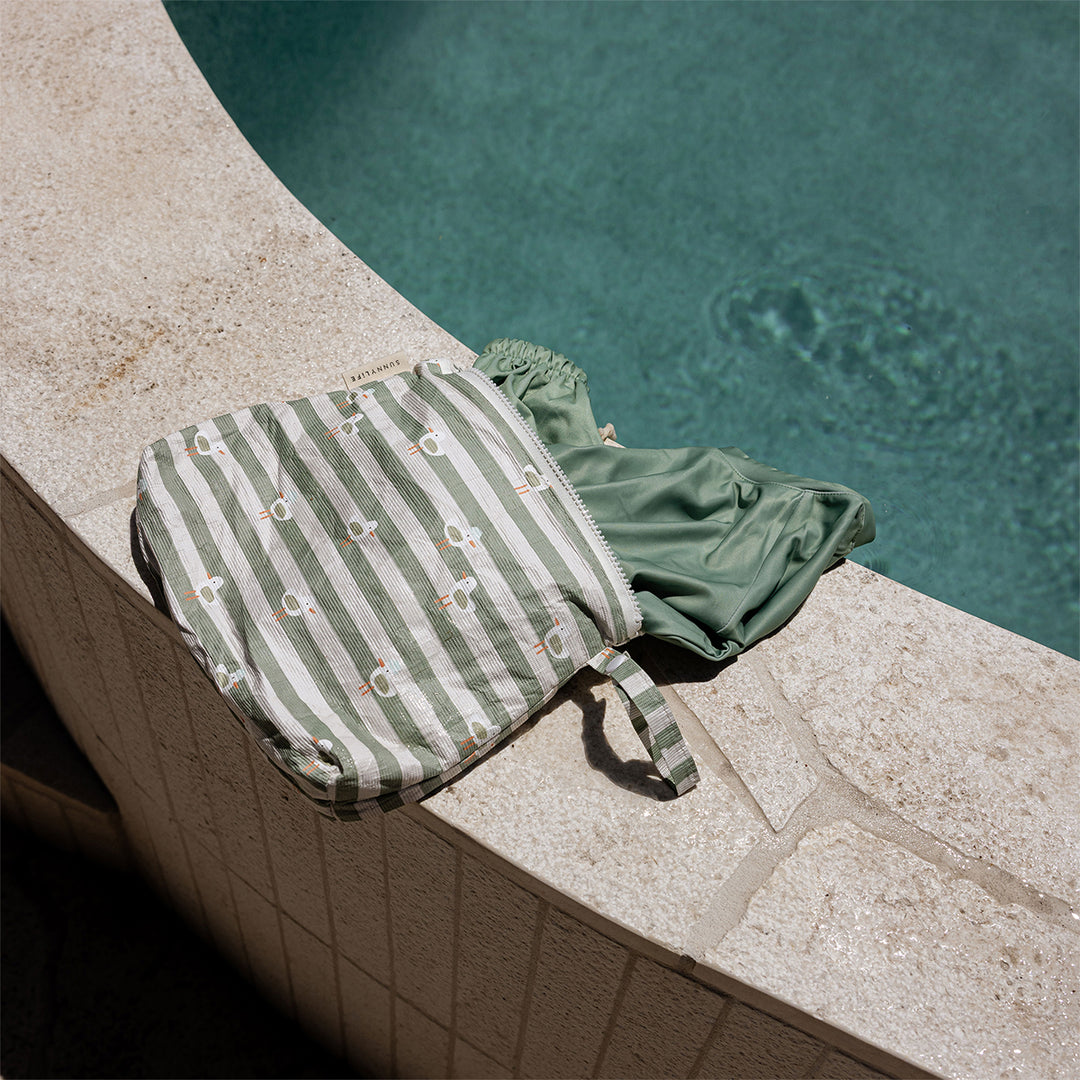 Sunnylife – Kids Wet Bag – Sammy the Seagull Green Stripe - Mabel & Fox