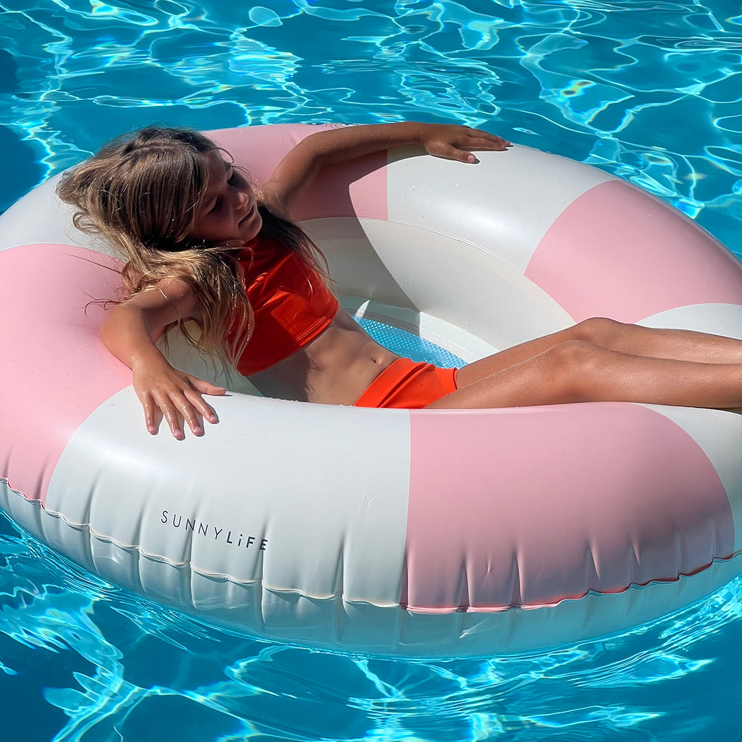 Sunnylife – Luxe Tube Pool Ring – Stole My Heart Pink Stripe - Mabel & Fox