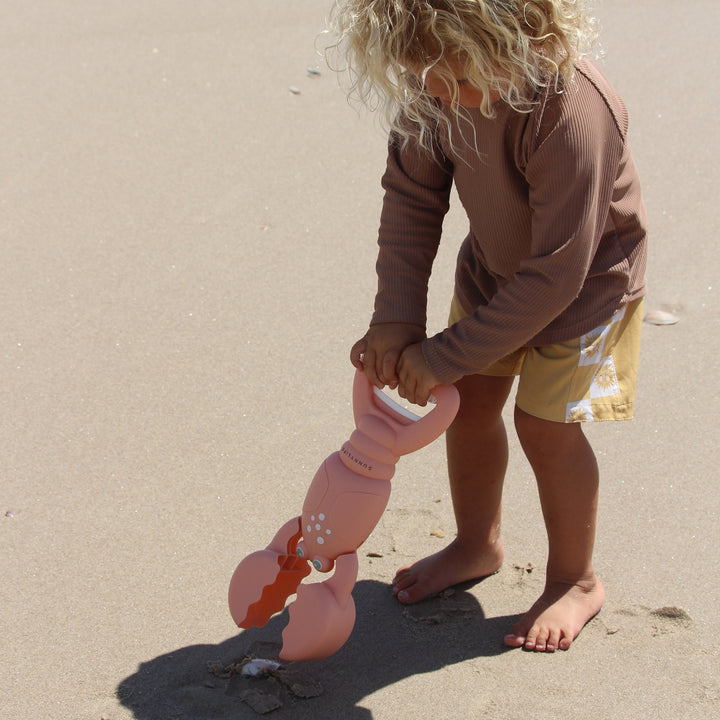 Sunnylife - Sand Claws - Lobster Coral - Mabel & Fox