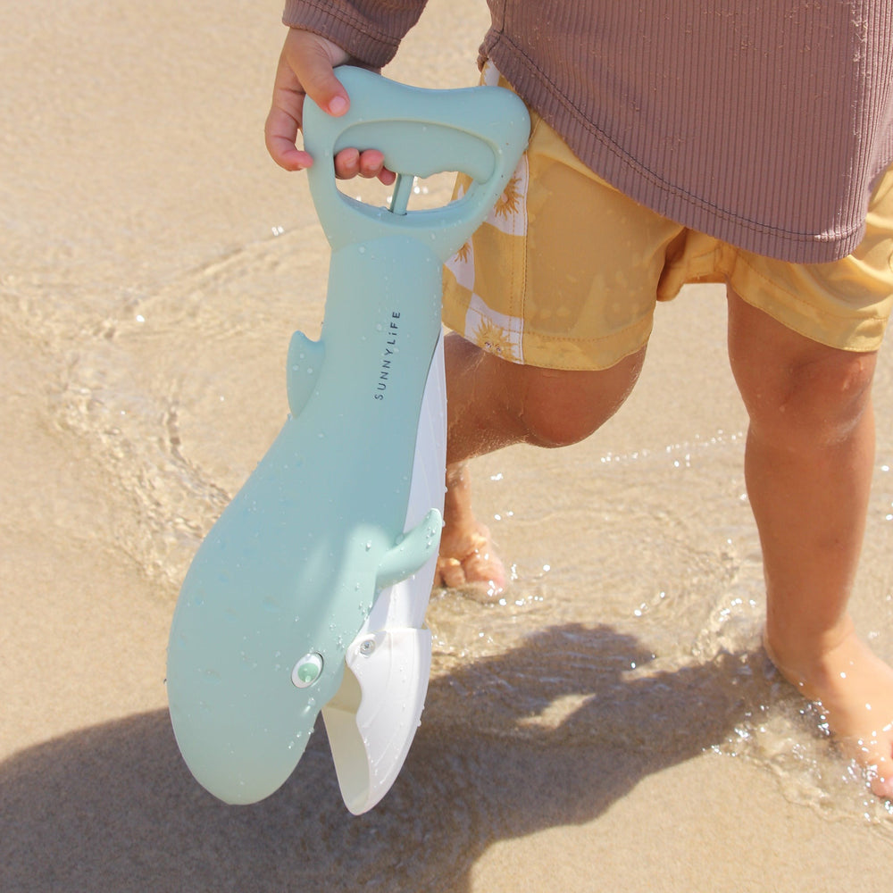 Sunnylife - Sand Claws - Whale Green - Mabel & Fox