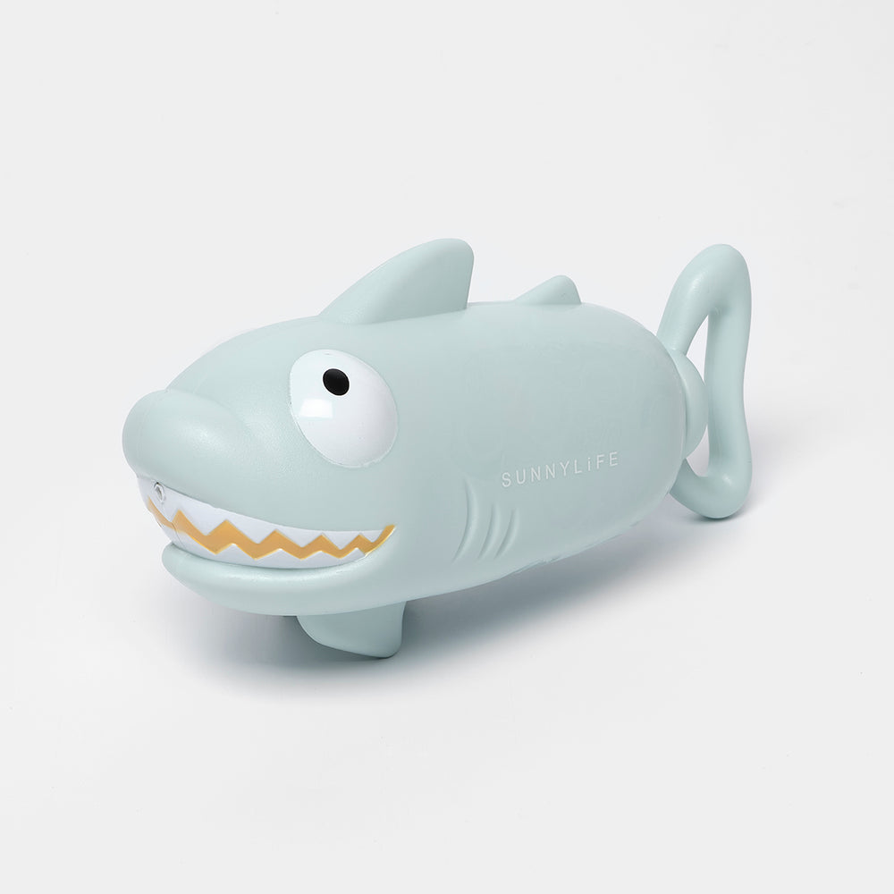Sunnylife – Water Squirter – Shark Pastel Blue - Mabel & Fox