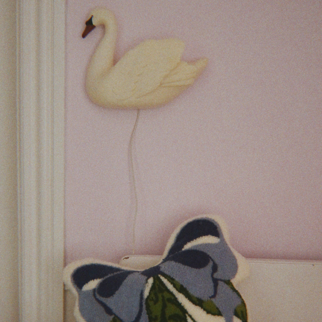 Konges Slojd – Swan Wall Lamp - Mabel & Fox