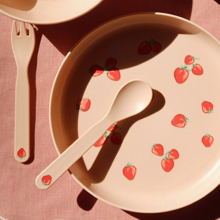 Konges Slojd – Dinner Set – Fragola - Mabel & Fox