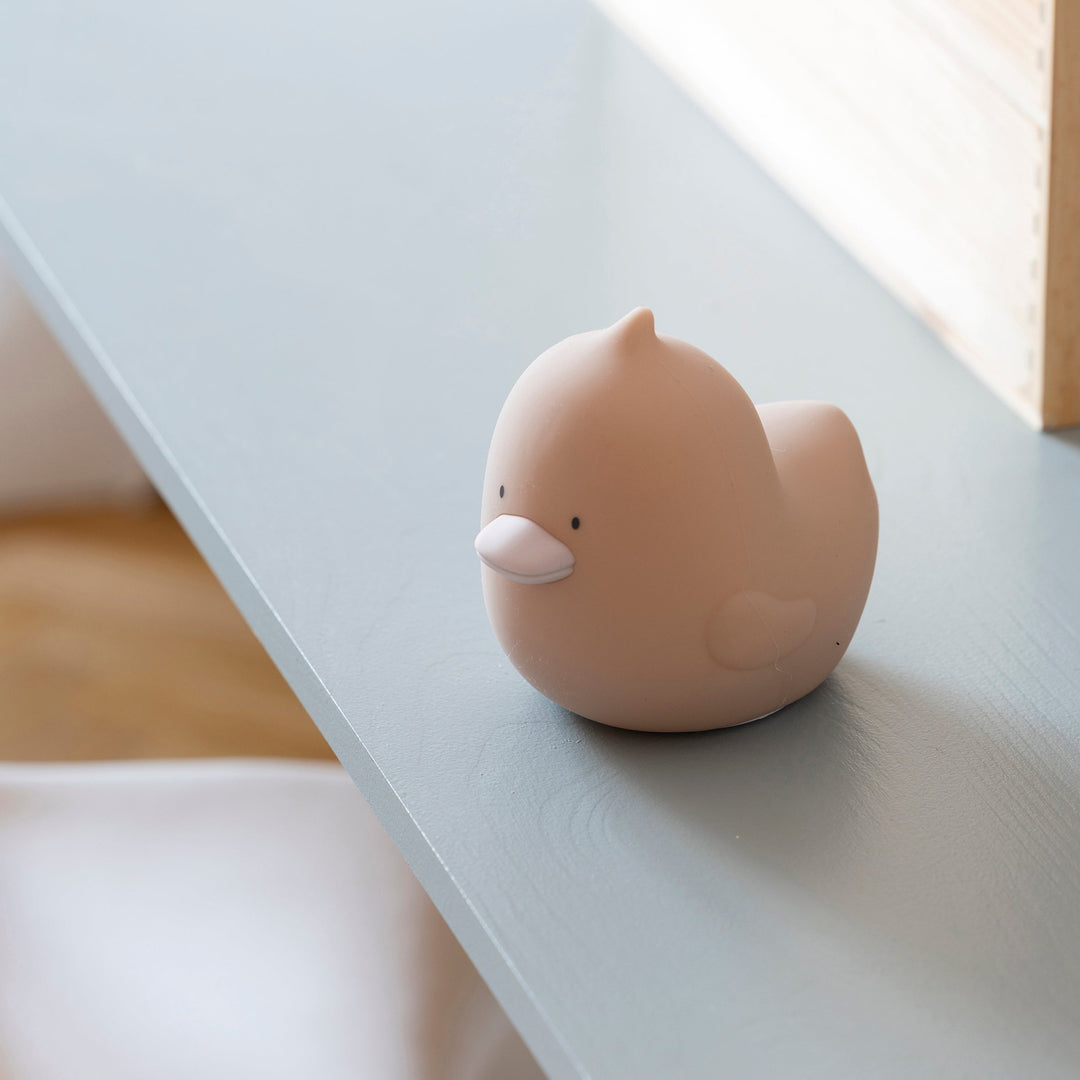 Walking Mum - Beige Duck Lamp - Mabel & Fox