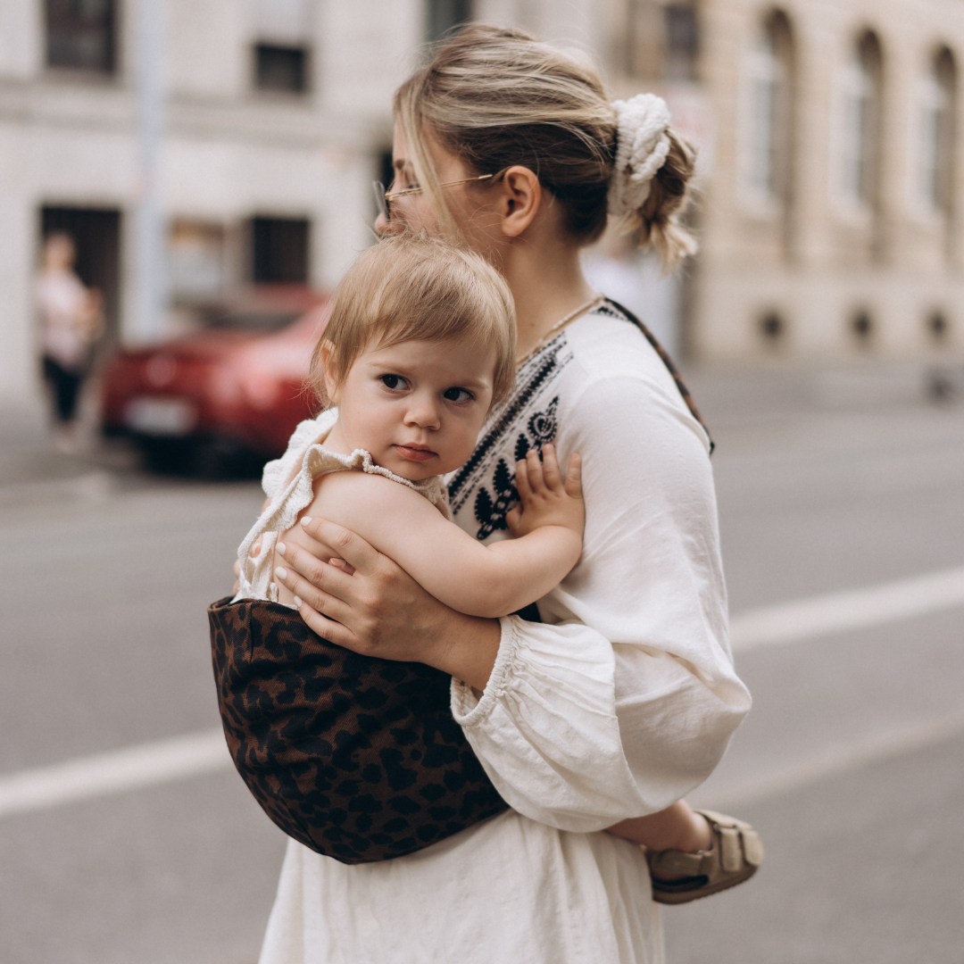 Wildride - Toddler Carrier - Brown Leopard – Mabel & Fox