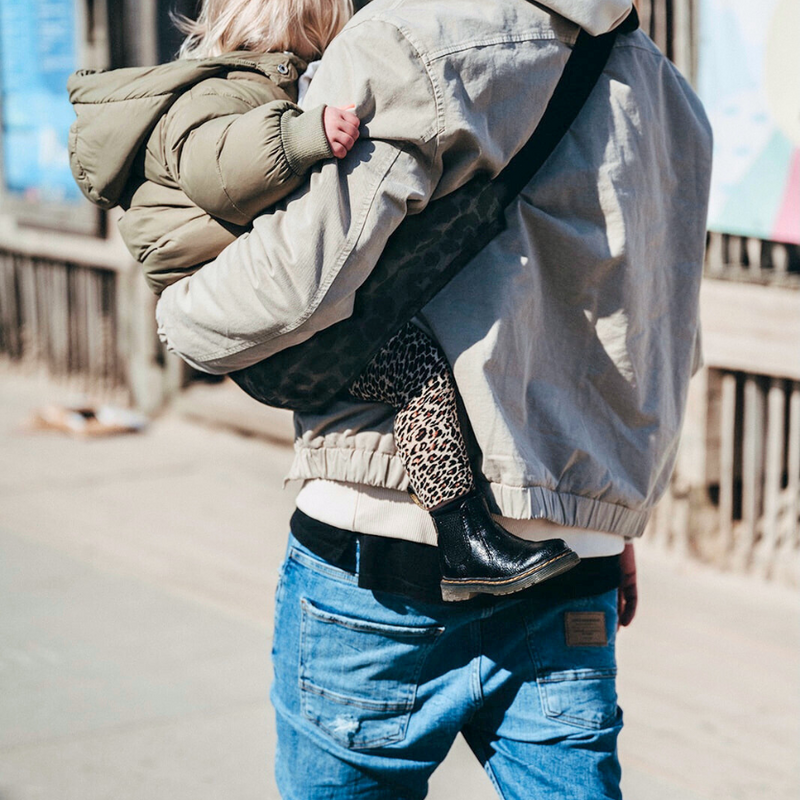 Wildride - Toddler Carrier - Grey Leopard – Mabel & Fox