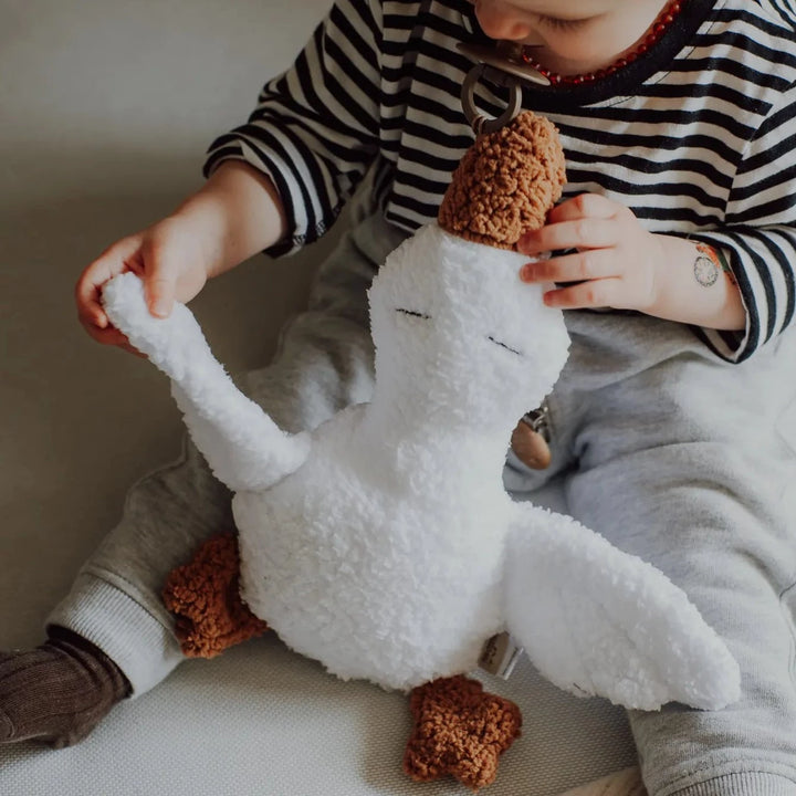 Malomi - CUDDLY TOY GOOSE - Mabel & Fox