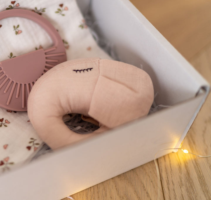 Mabel & Fox - Elephant Rattle - Pink