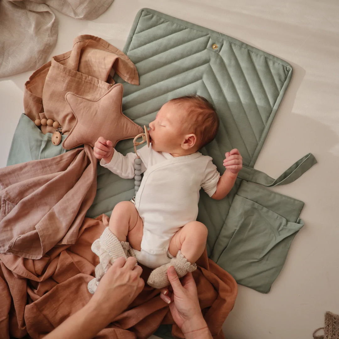 Mushie - Portable Changing Pad - Roman Green - Mabel & Fox