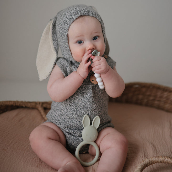 Mushie - Pacifier Clips - Halo - Black - Mabel & Fox