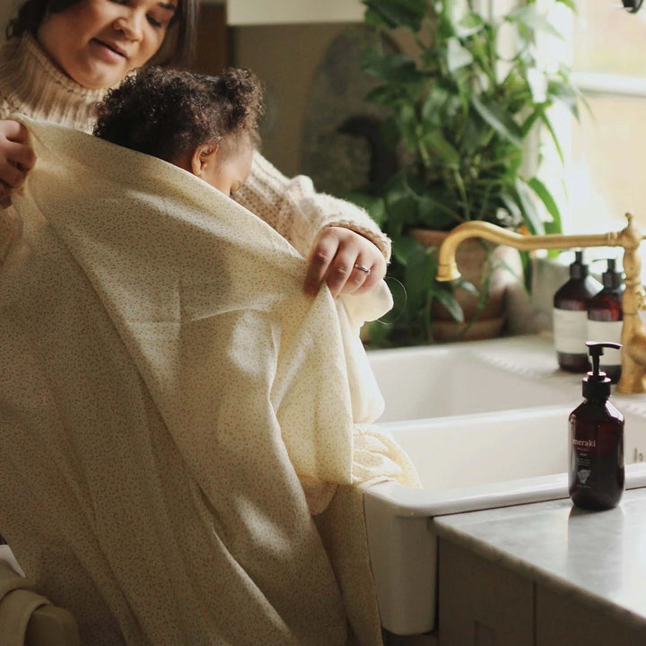 Avery Row - Organic Baby Large Muslin Swaddle - Daisy Meadow - Mabel & Fox