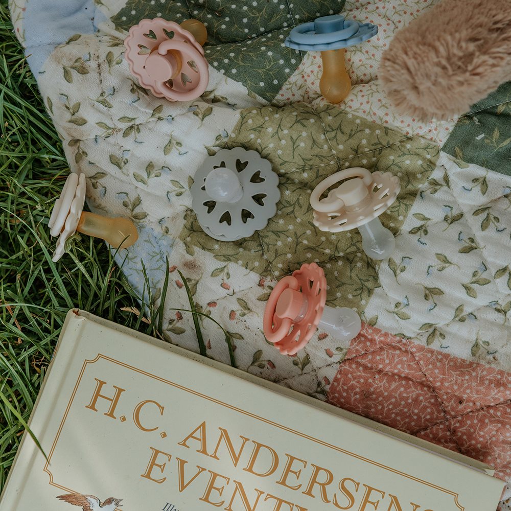 FRIGG - Fairytale - Latex Dummy - The Snow Queen - Mabel & Fox