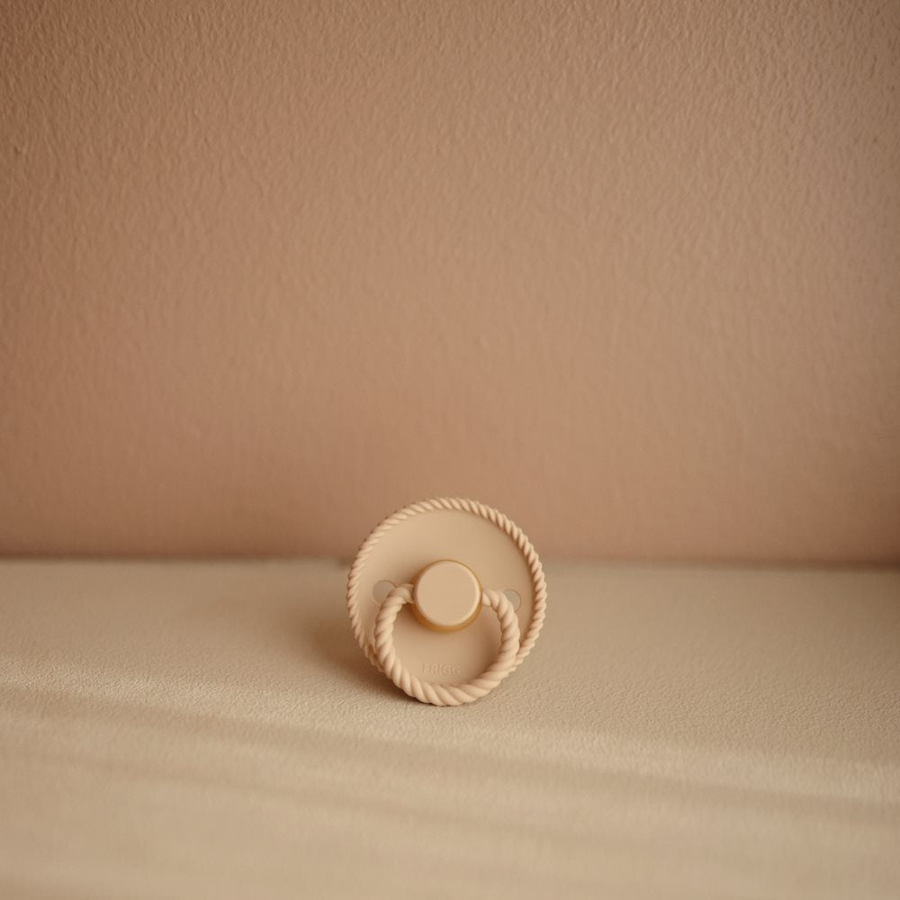 FRIGG - Rope - Latex Dummy - Croissant - Mabel & Fox