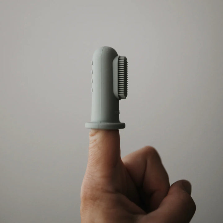 Mushie - Finger Toothbrush Cambridge Blue/Shifting Sand - Mabel & Fox