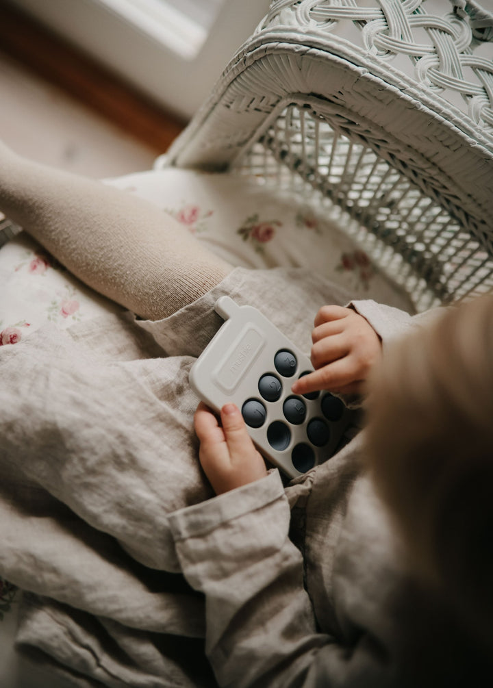 MUSHIE - PHONE PRESS - CAMBRIDGE BLUE - Mabel & Fox